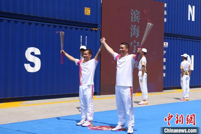 奥运冠军之城宁波点亮亚运之光——袁心玥担任