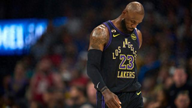 湖人惨败雷霆东契奇伤退 詹姆斯：团队精神未变