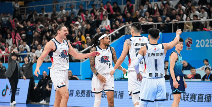 宁波大胜山东，夏晓司：山东男篮防守进攻双失