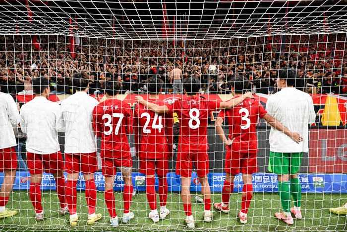 川渝德比战火重燃 成都蓉城重庆铜梁龙争夺冠军